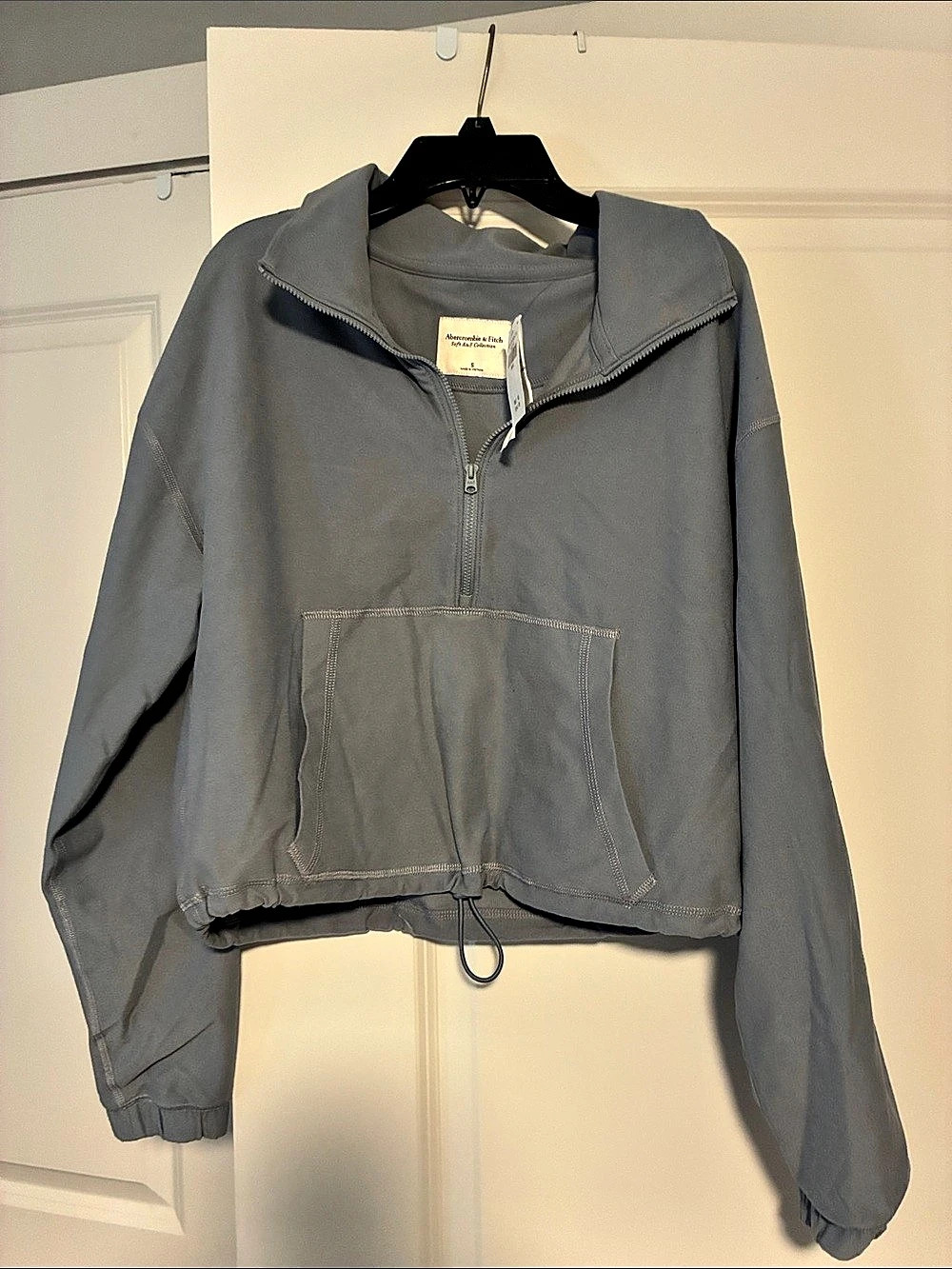 Abercrombie & Fitch Soft AF Collection Women Blue sweatshirt